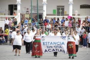 DESFILE 5 DE MAYO . ACATLÁN