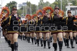 DESFILE 5 DE MAYO