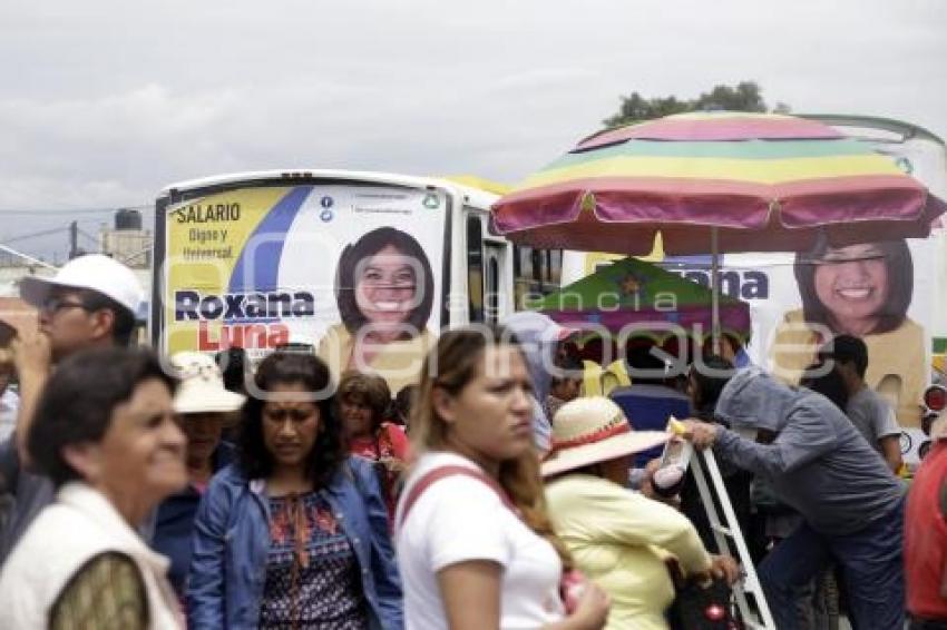 DESFILE 5 DE MAYO . PROPAGANDA POLITICA