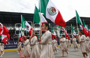 DESFILE 5 DE MAYO