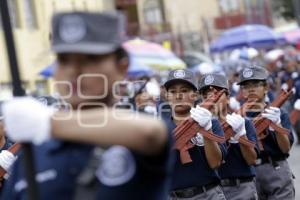 DESFILE 5 DE MAYO