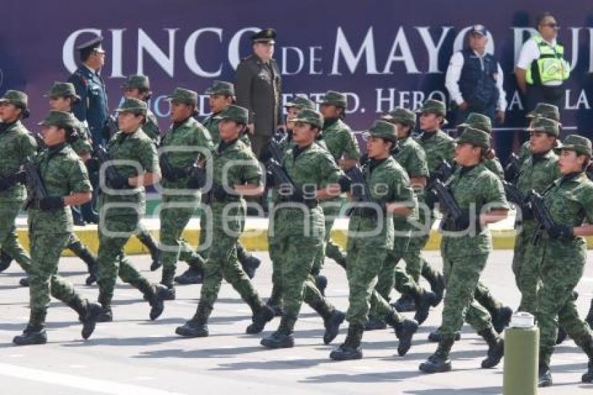 DESFILE 5 DE MAYO