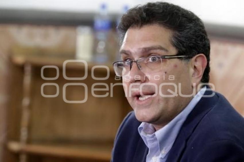 ARMANDO RÍOS PITER