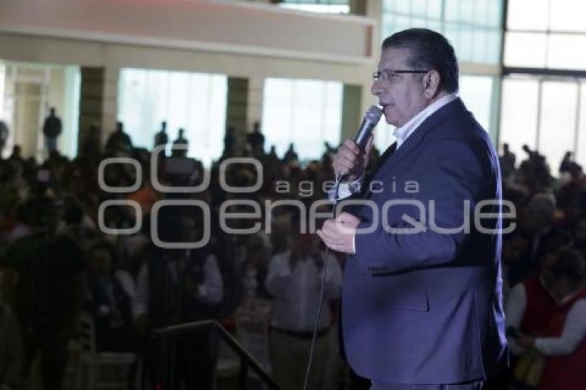 CAMPAÑA . ENRIQUE DOGER