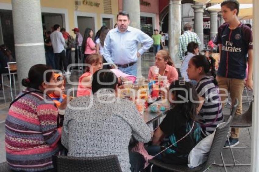 DÍA DE LAS MADRES . RESTAURANTES