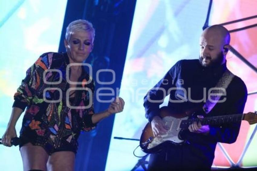 FORO ARTÍSTICO . ANA TORROJA