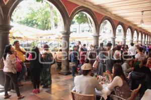 DÍA DE LAS MADRES . RESTAURANTES