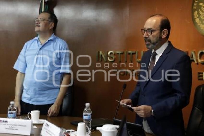 SESIÓN INE