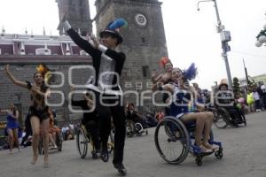 BAILARINES EN SILLA DE RUEDAS