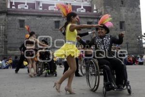 BAILARINES EN SILLA DE RUEDAS