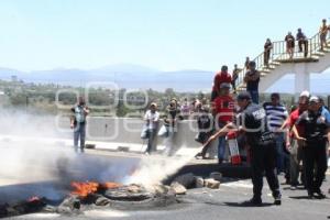 BLOQUEO . SANTA RITA TLAHUAPAN