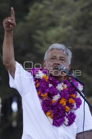 AMLO . ZACATLÁN