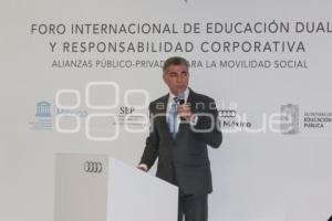 AUDI . EDUCACIÓN DUAL