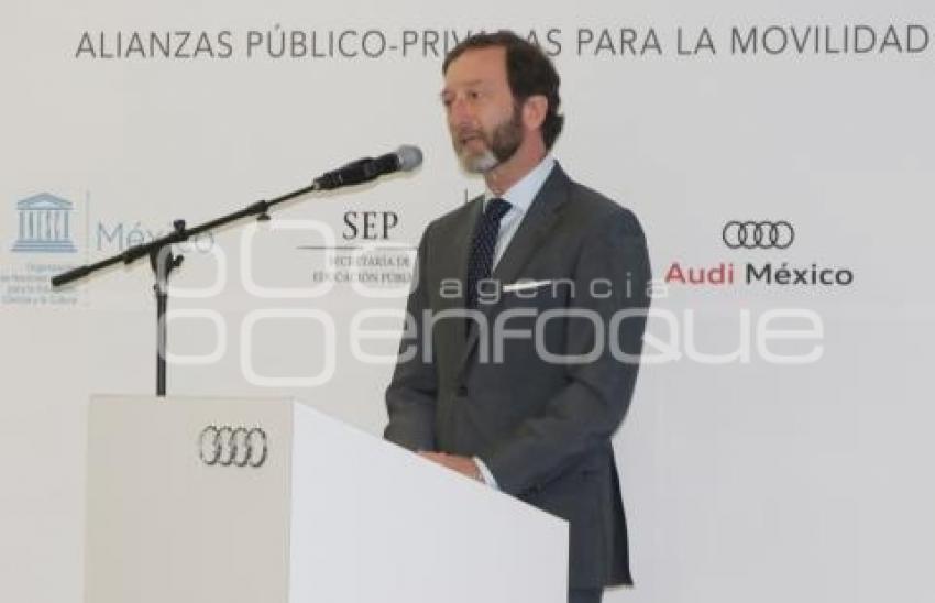 AUDI . EDUCACIÓN DUAL