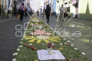 PROCESIÓN . CORPUS CHRISTI