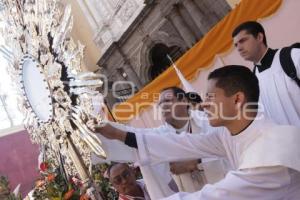 PROCESIÓN . CORPUS CHRISTI