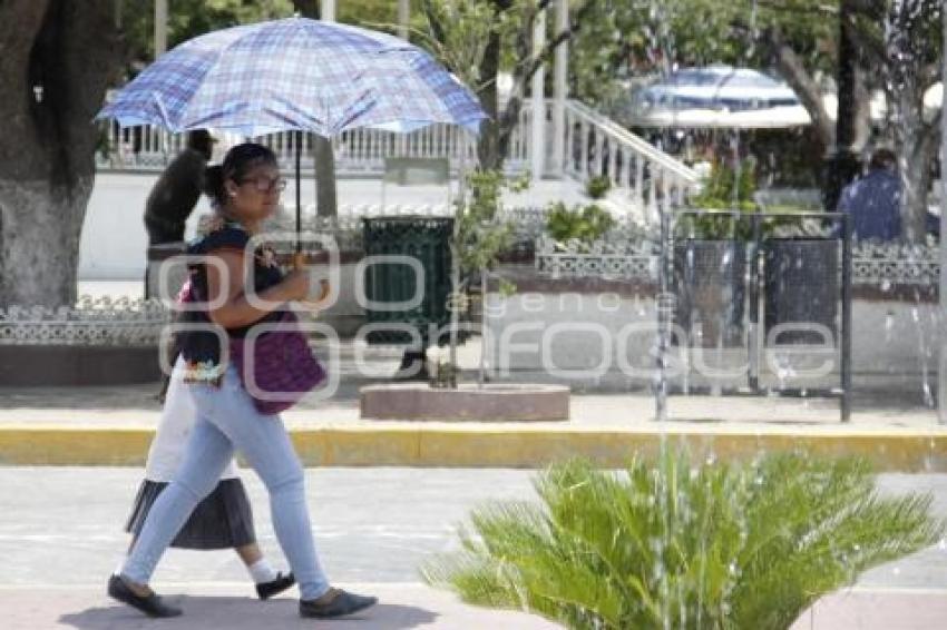 CALOR . ACATLÁN DE OSORIO