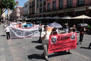 MANIFESTACIÓN . ZÓCALO