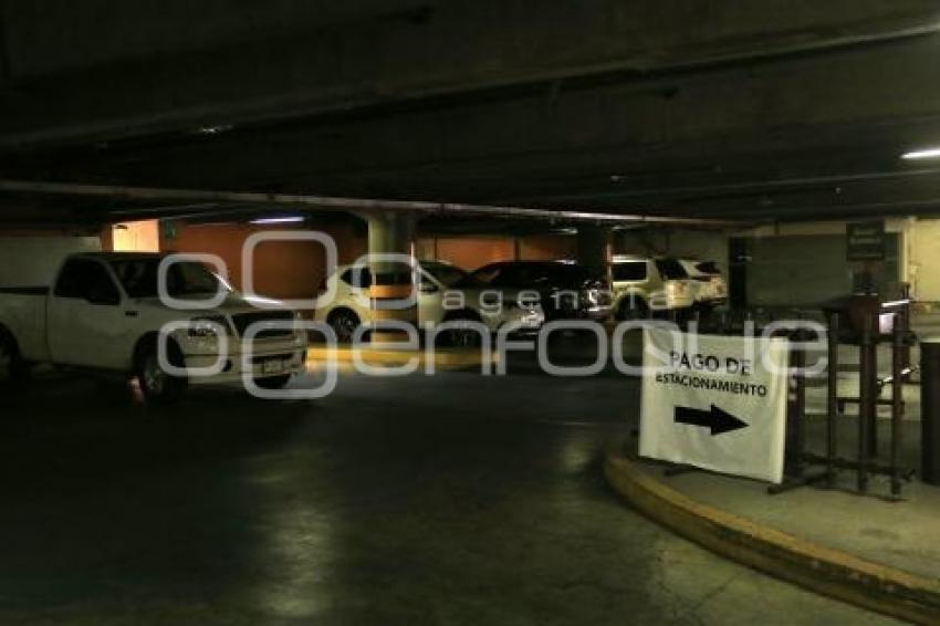 ESTACIONAMIENTOS
