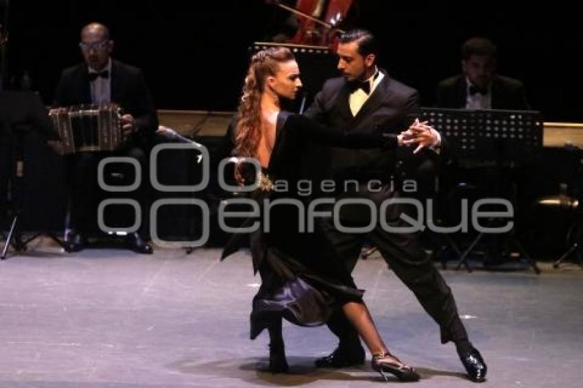 FOREVER TANGO