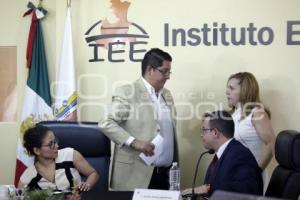 IEE . SORTEO DEBATE A LA GOBERNATURA