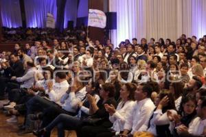 DEBATE . POR PUEBLA AL FRENTE