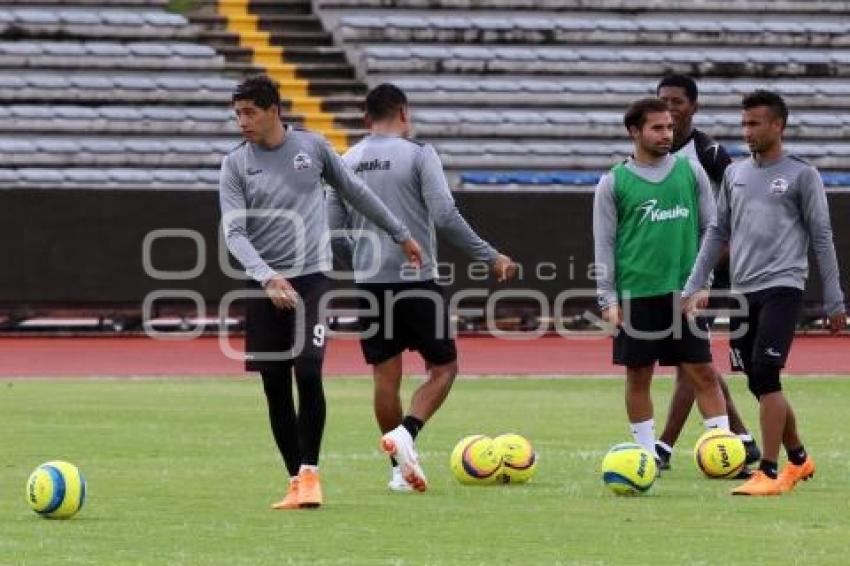 ENTRENAMIENTO LOBOS BUAP