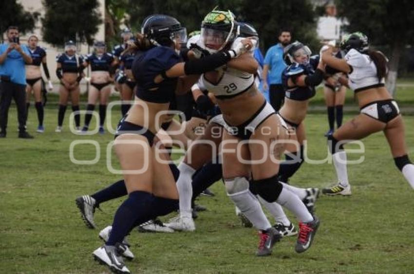 FUTBOL AMERICANO . MAMBAS NEGRAS VS TROYANAS