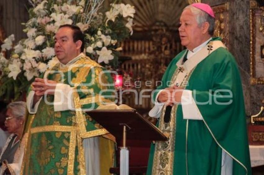 MISA DOMINICAL . CATEDRAL