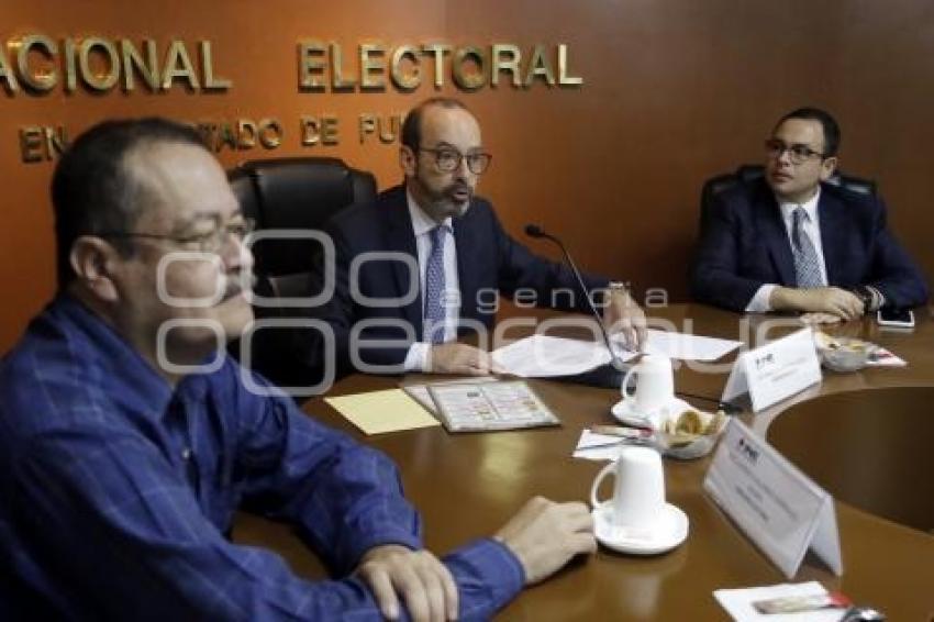 DEMOSTRACIÓN MARCADORES ELECTORALES