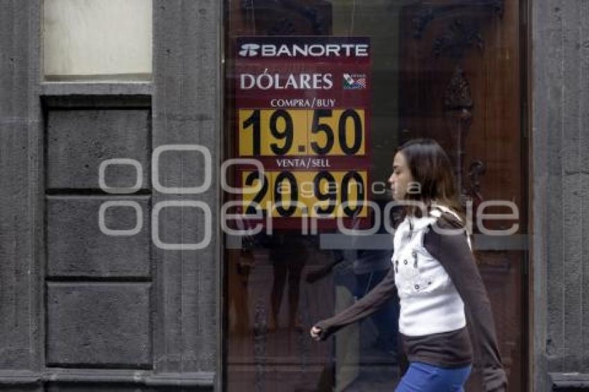 DÓLAR