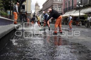 LIMPIEZA ZÓCALO