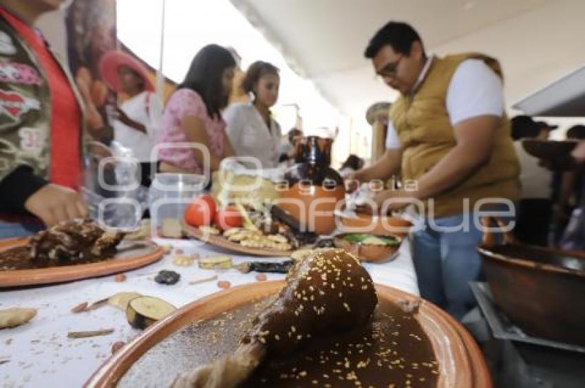 FESTIVAL DEL MOLE