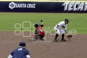 BÉISBOL . PERICOS VS LOBOS BUAP