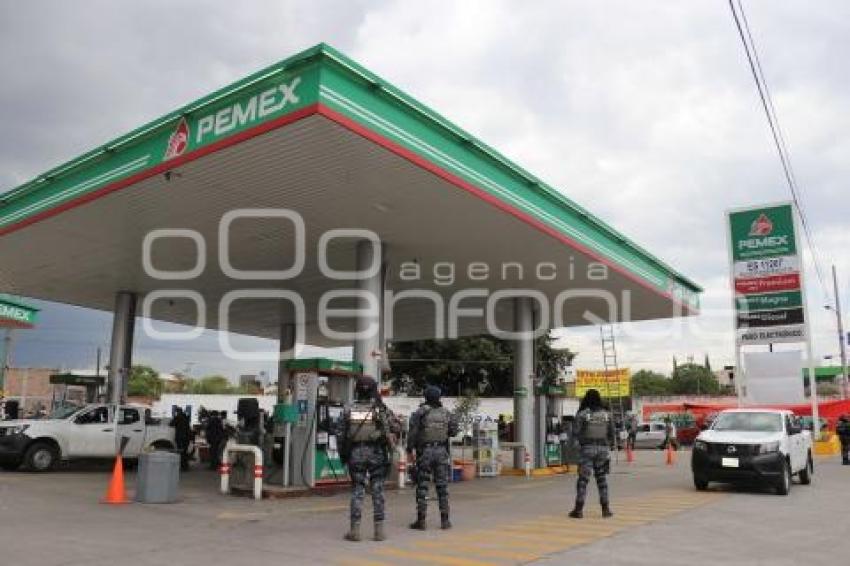 GASOLINERA PEMEX . LA LIBERTAD