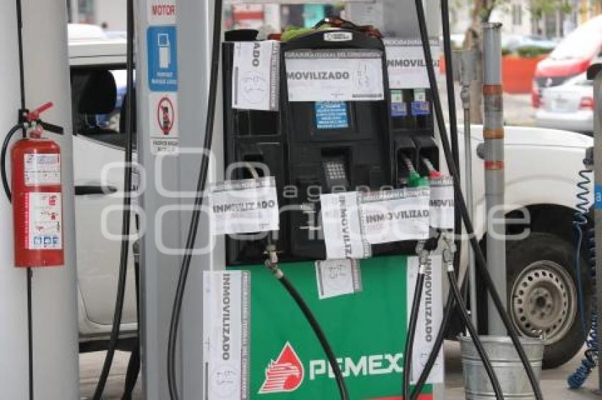 GASOLINERA PEMEX . LA LIBERTAD