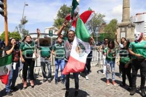 FESTEJO . MÉXICO VS SUECIA