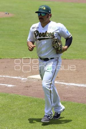 BÉISBOL . PERICOS VS LIBRES