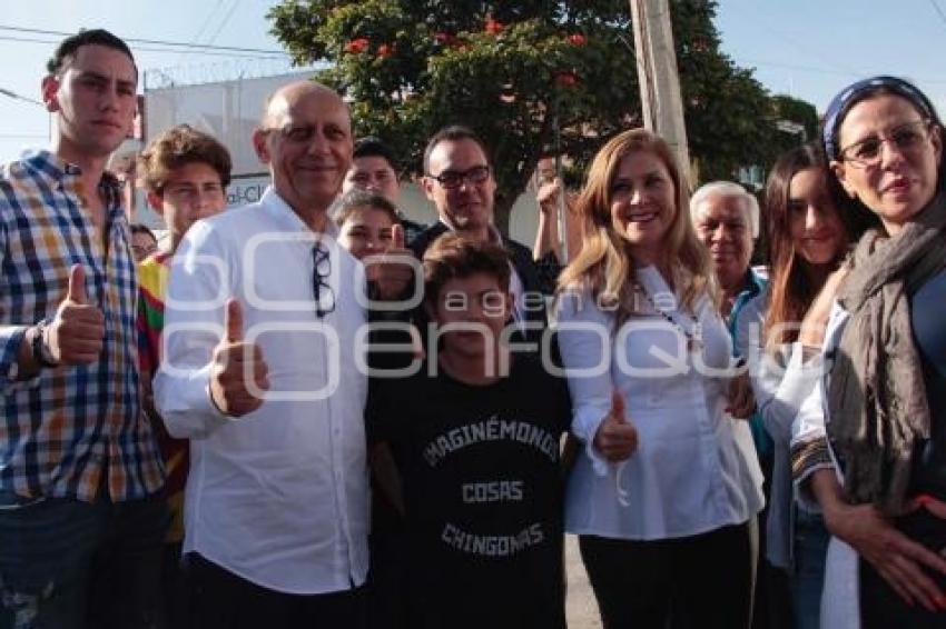 ELECCIONES . VOTO GUILLERMO DELOYA