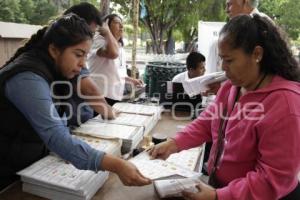 ELECCIONES . ACATLÁN