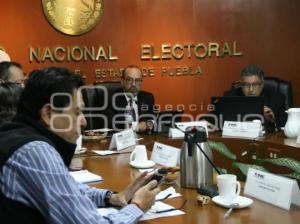 ELECCIONES . INE