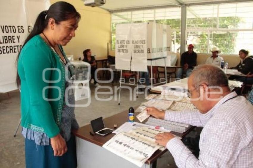 ELECCIONES . AZUMIATLA