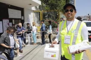 ELECCIONES . ENCUESTAS DE SALIDA