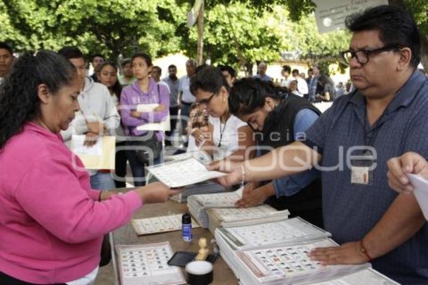 ELECCIONES . ACATLÁN