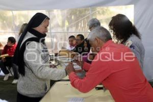 ELECCIONES . CASILLAS