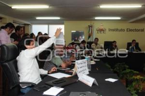 ELECCIONES . IEE