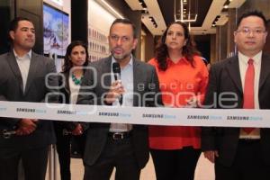 APERTURA SAMSUNG STORE