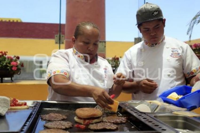 FERIA DE LA HAMBURGUESA