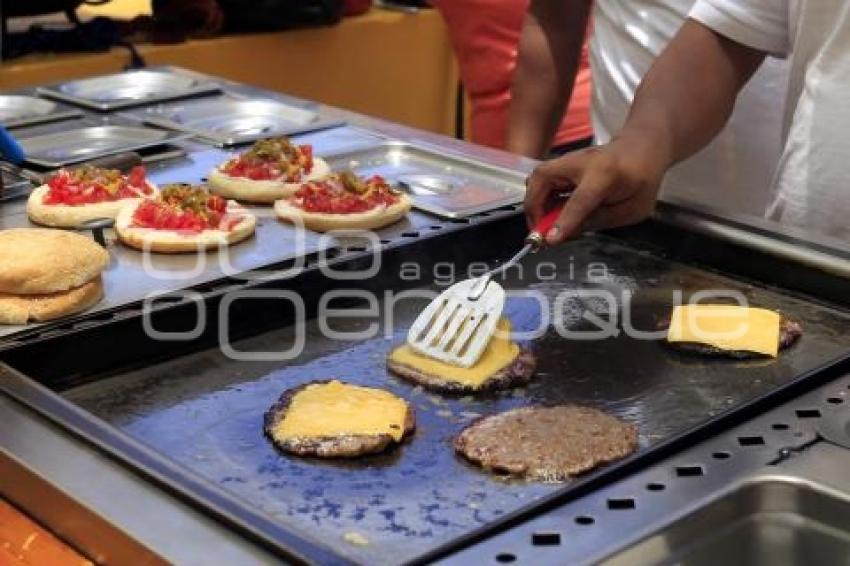 FERIA DE LA HAMBURGUESA