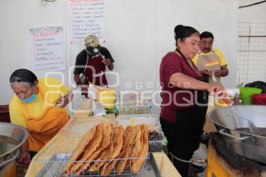 FERIA DEL MOLOTE